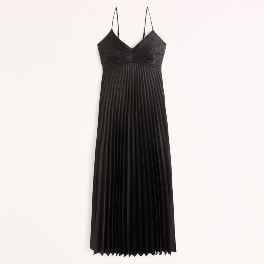 Abercrombie & Fitch | The A&F Giselle Pleated Maxi Dress Black